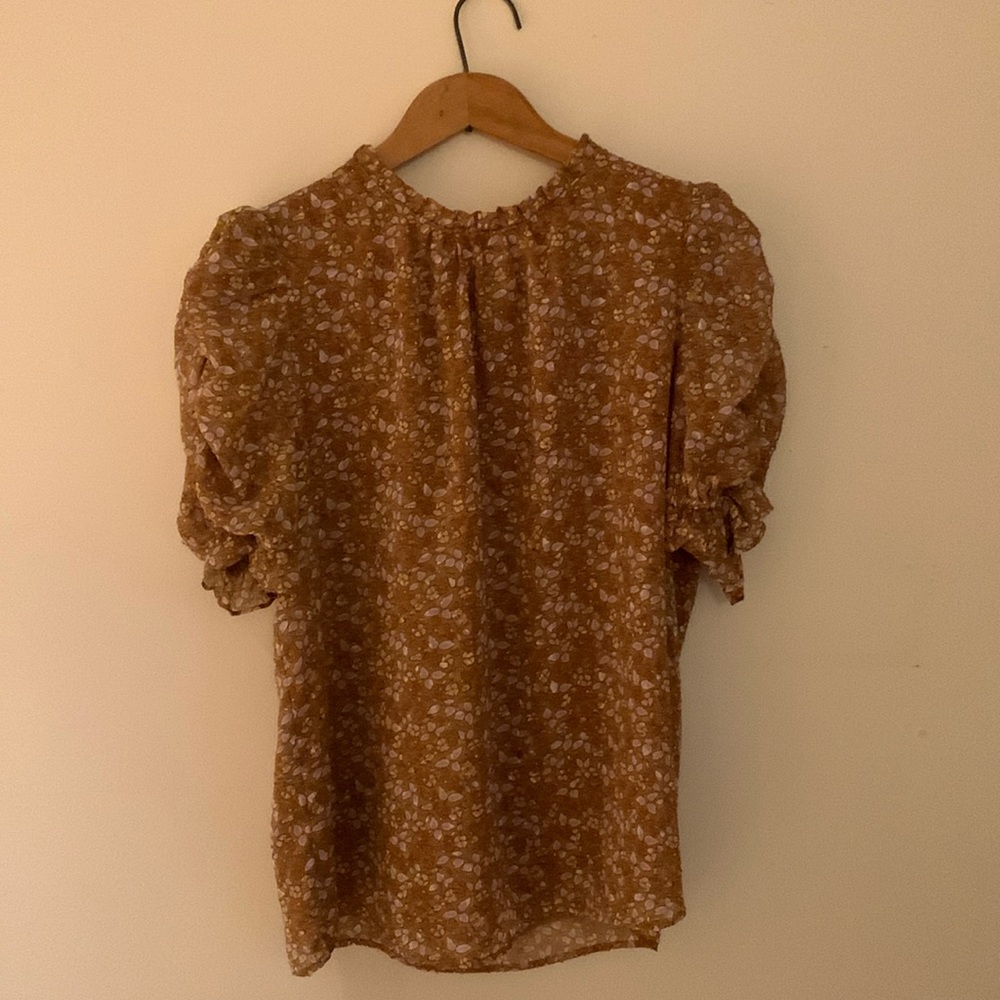 Ditsy floral short sleeved blouse